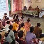 जनजातीय छात्राओं को सुरक्षा और अधिकारों के प्रति किया जा रहा जागरूक
